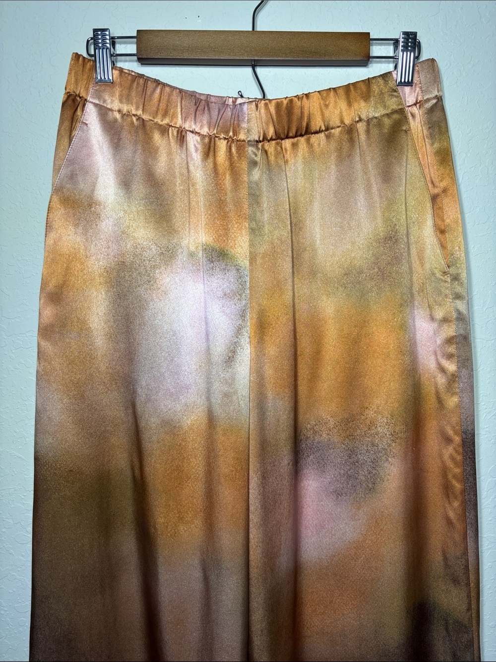 Lafayette 148  Riverside Silk
Satin Wide Leg Pants Red Ochre Multi Size M NWT - Picture 5 of 8
